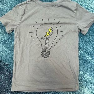 Cat and Jack boys T. Size medium. Excellent like new condition